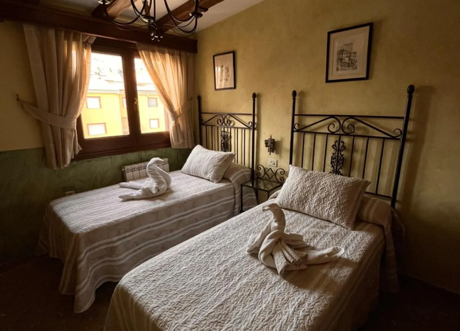 Hostal Ruta De Lorca Alfacar Guest house